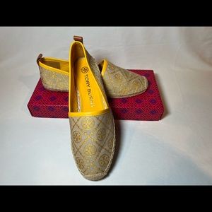 Tory Burch T monogram espadrille flat